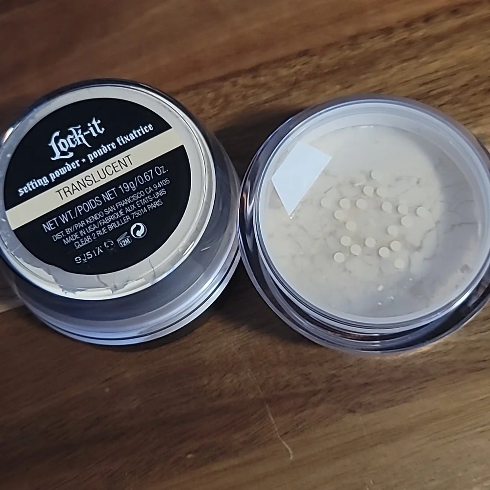 NIB KAT VON D LOCK-IT SETTING POWDER - Picture 11 of 12